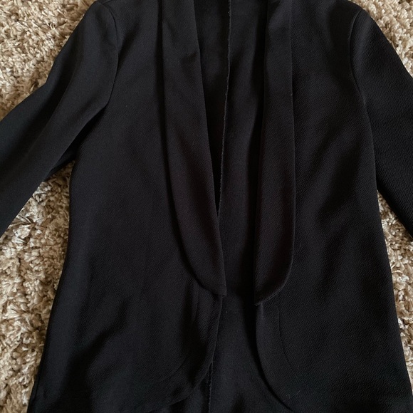 Black Mendocino blazer, loose fit in front - Picture 3 of 3